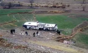 واژگونی اتوبوس در محور یاسوج-اصفهان 3 کشته برجا گذاشت + عکس