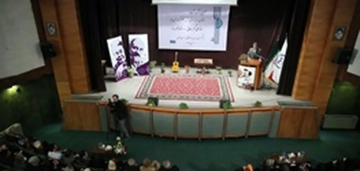 درخواست یک نوازنده: مسئولان خراسان رضوی با موسیقی مهربان باشند