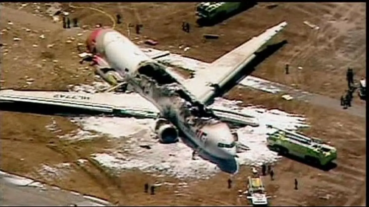 فیلم/ ۱۵۰۰ مورد سانحه هوایی ایران از ۱۳۵۷ تاکنون