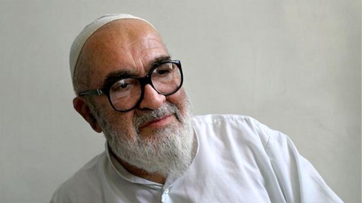 حصر آیتالله منتظری از لحاظ قانونی و شرعی مبنایی نداشت