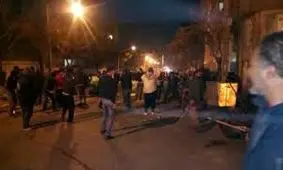 پرتاب کوکتل مولوتف به سمت نیروی انتظامی در پاسداران توسط آشوبگران فرقه گنابادی