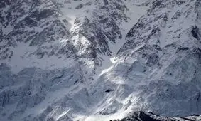 پیکرها با کول کردن به سمت سی سخت منتقل می‌شوند/ شیب 70 درجه منطقه برای کوهنوردان هم مشکل است