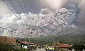 عکس/ فوران آتشفشان در اندونزی