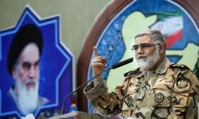نیروهای مسلح ایران هیچگاه غافل نمی شوند/مسئولین به فکر اقتصاد باشند