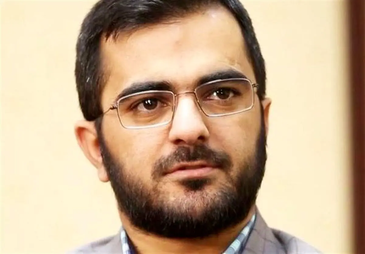 آیت‌الله خامنه‌ای و مهار دیکتاتوری «احمدی‌نژاد»ها