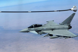 حملات هوایی انگلیس در عراق و سوریه تاکنون 1.75 میلیارد پوند هزینه داشته است