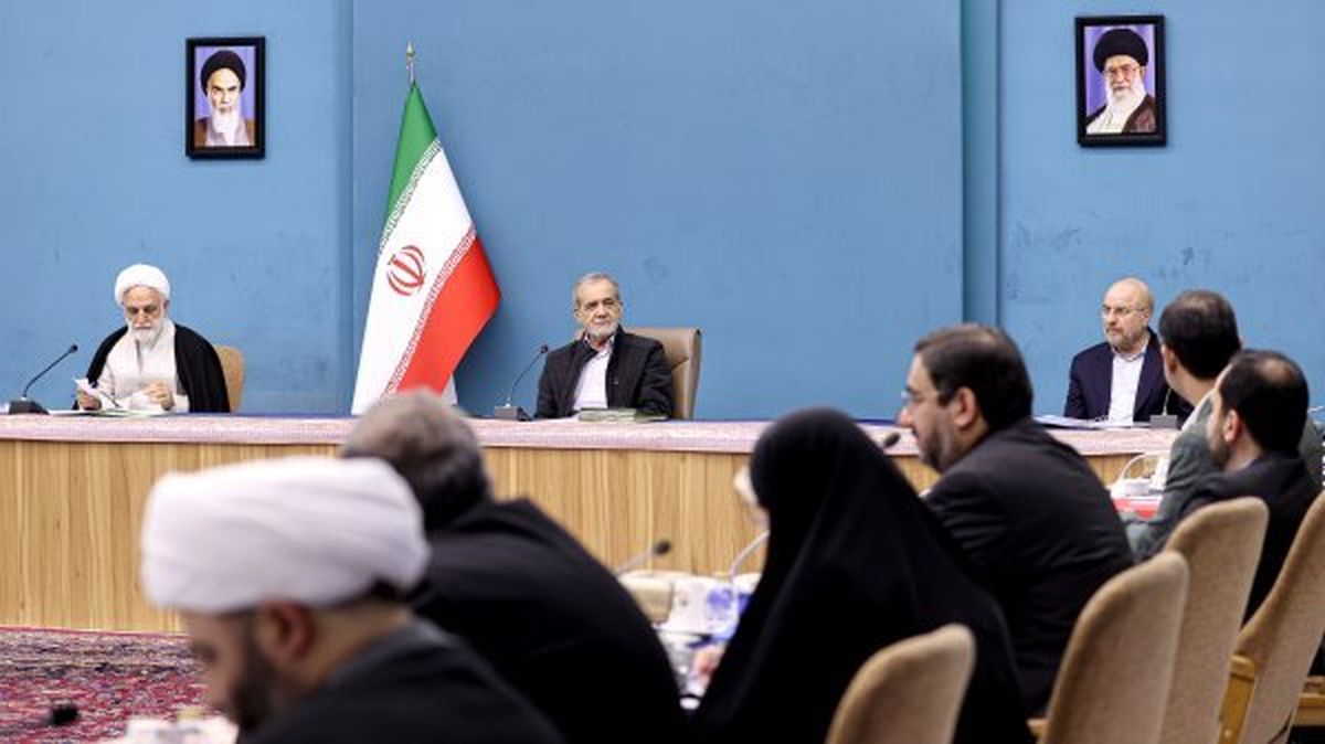 پزشکیان: مصوبه تشکیل سازمان ملی سنجش زیر نظر رئیسجمهور، دارای اشکالات متعدد است