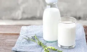 اگر این ویژگی را دارید با خیال راحت شیر پرچرب مصرف کنید

