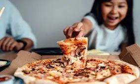 دستاورد دانشمندان ایرانی در استرالیا: خلق فیبر نامرئی که پیتزا و کیک را سالم تر می‌کند