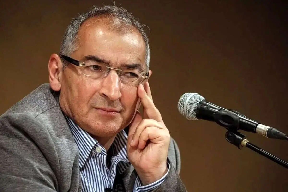  احضار صادق زیباکلام به دادگاه انقلاب 