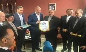 اینفانتینو: حق پخش درایران اصلاح نشود برای آخرین بار خواهد بود که به ایران آمده‌ام/ به حركات ما نگاه كنيد ببينيد طرفدار كدام تيم هستيم!