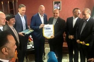 دلیل سفر رئیس فیفا به ایران چه بود؟