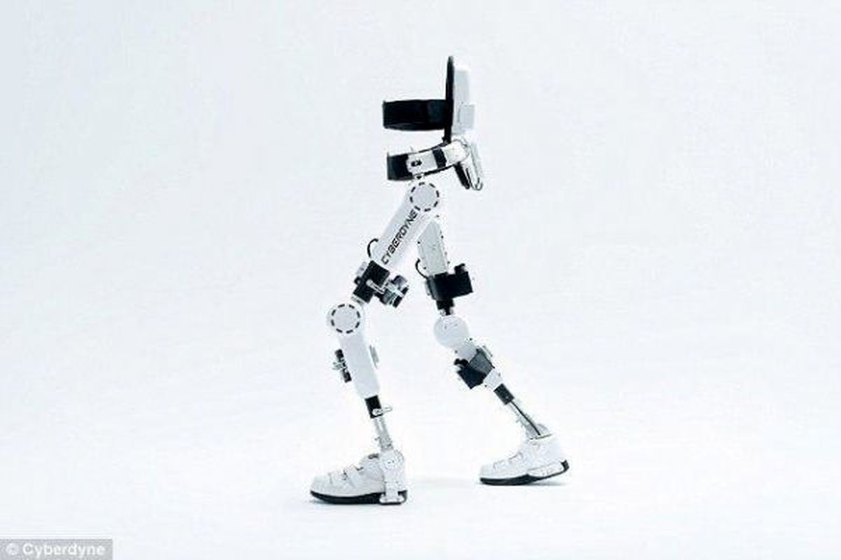 اختراع یک پای روباتیک که با ذهن کنترل می شود