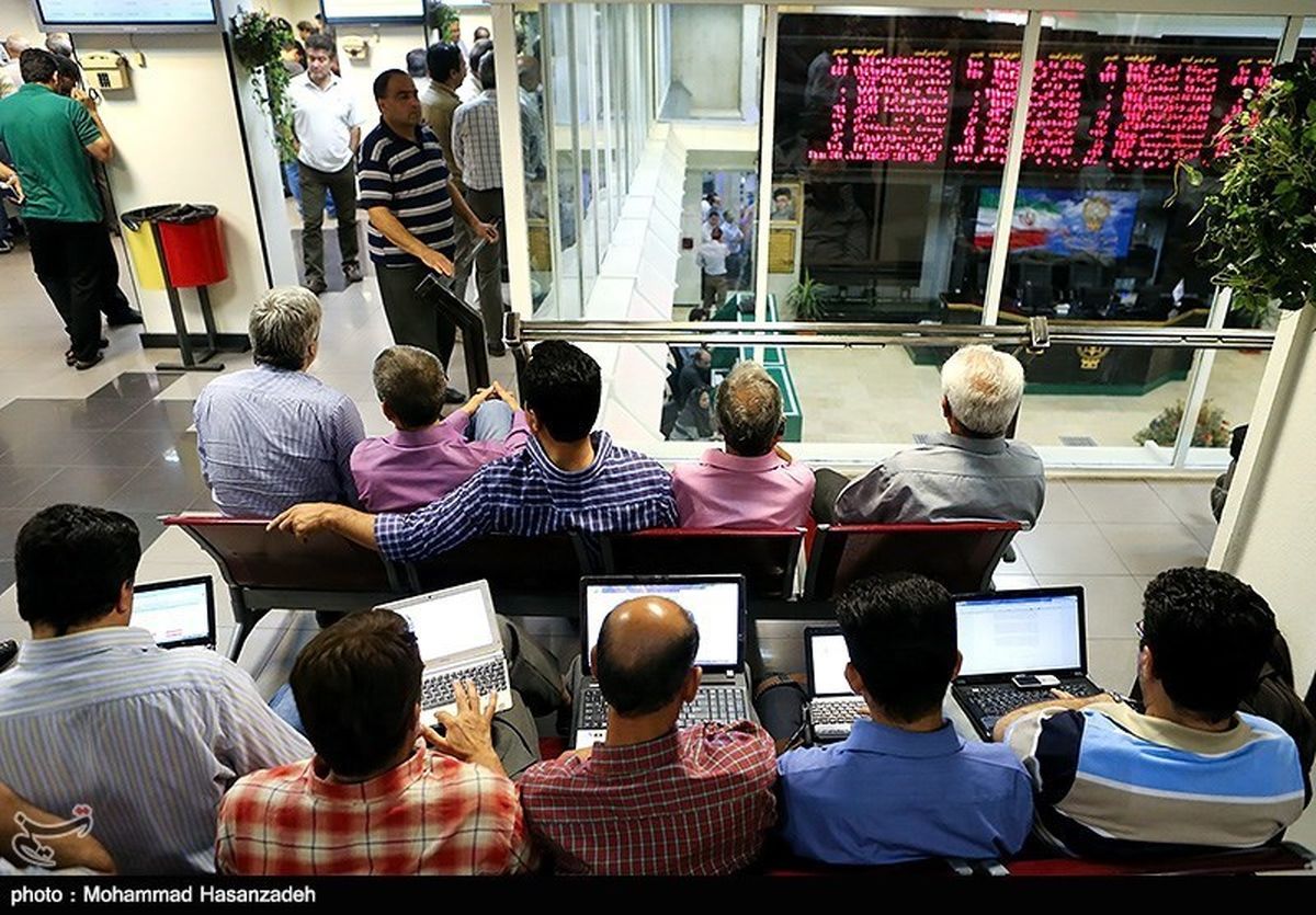 شاخص بورس ۳۴ واحد افت کرد