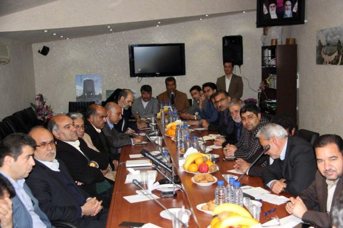 برگزاری جلسه هم اندیشی اعضای شورای شهرهای خراسان جنوبی با لاهیجان