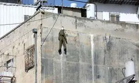 عروسک به دار آویخته شده سربازان اسرائیلی داد لیبرمن را درآورد!