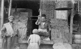 عکس/ نانوایی بربری و سنگک در تهران ۱۲۱سال قبل