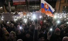 برگزاری تظاهرات گسترده ضددولتی در اسلواکی