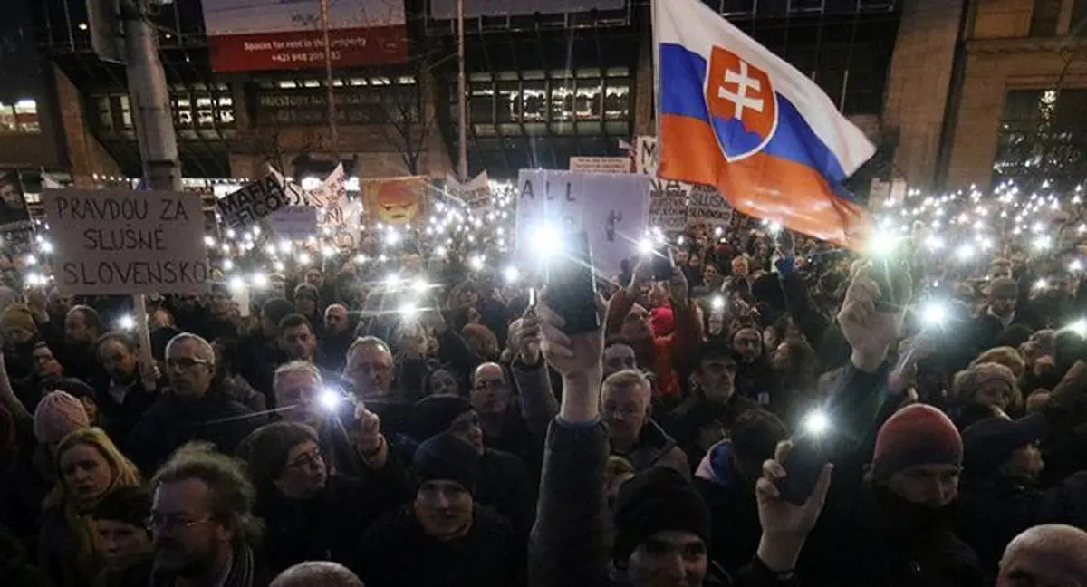 برگزاری تظاهرات گسترده ضددولتی در اسلواکی