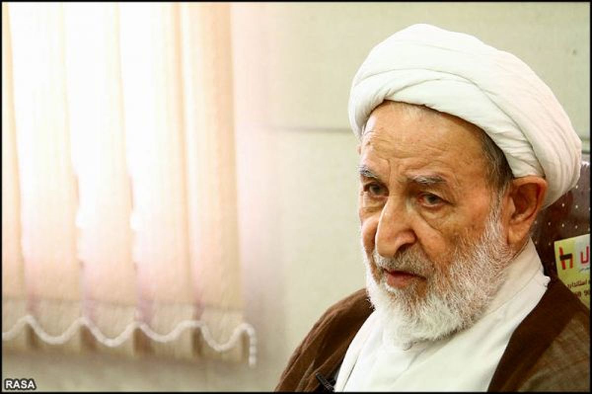 آیتالله یزدی در بیمارستان بستری شد