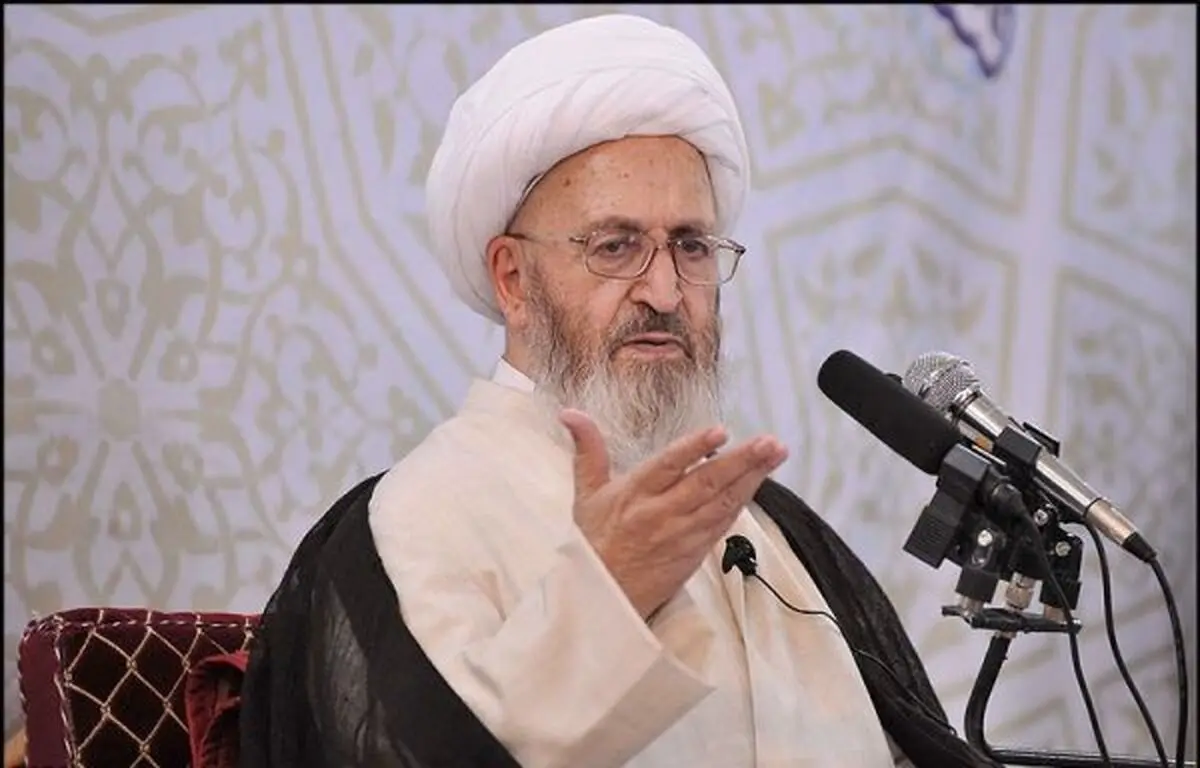 پلیس باید با زن بی‌حجاب برخورد کند و چادری بر سر او بیندازد / ما کلمه اجباری را به کار نمی‌بریم