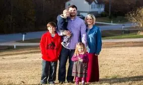 کودکی که هرگز بزرگ نمی‌شود + تصاویر