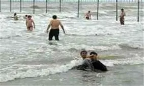 فعالیت‌های دریایی تا فردا در سواحل مازندران ممنوع است