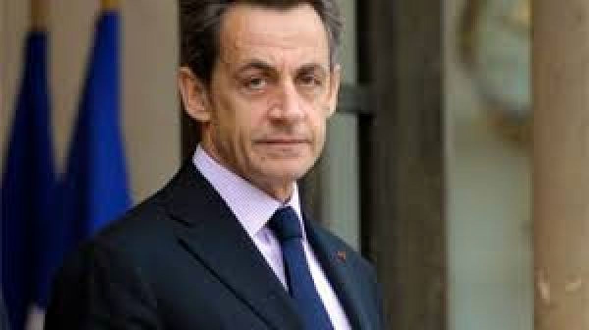 سارکوزی آزاد شد