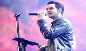 محسن یگانه در بیمارستان بستری شد