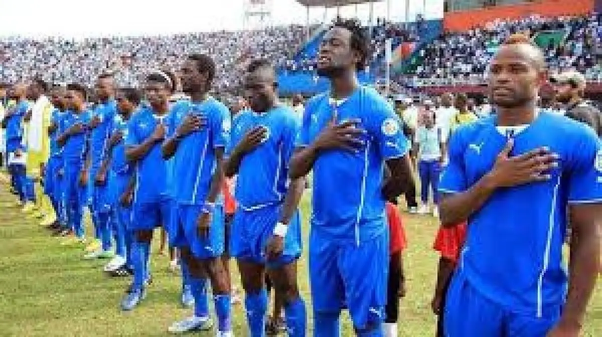 تهدید بازیکنان سیرالئونی/پول ندهید از ایران نمی رویم