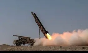 فیلم/ بخشی از موشک ارتش یمن که در یک منطقه شهری در عربستان فرود آمده است