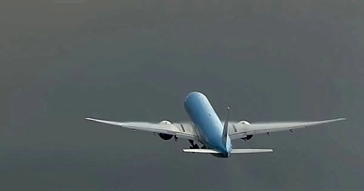 برخورد هواپيماي آلماني با هواپيماي رژيم صهيونيستي در فرودگاه