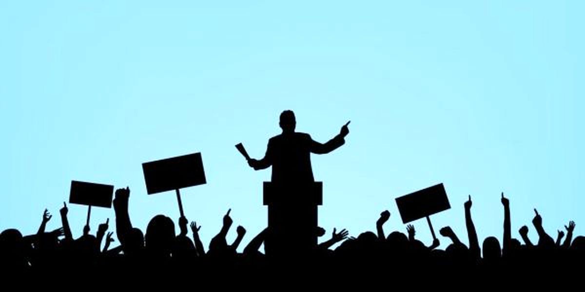 بازخوانی مهم ترین تحولات سیاسی نوروزی/از رفراندوم۵۸ تا مذاکرات فشرده هستهای در لوزان