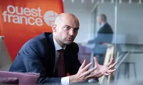 پاریس: حملات آمریکا و اسرائیل به ایران مطابق قوانین بین المللی نبود