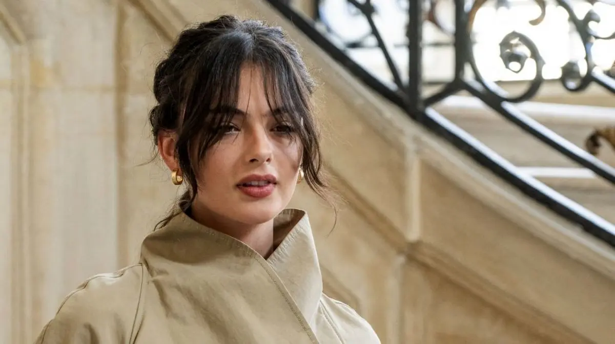 مصائب دخترِ مونیکا بلوچی بودن | وارث یک زیبایی | دوا کسل کیست و چرا جنجالی شده است؟ 