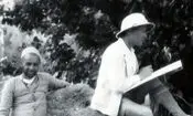 سفر زمان؛ نقاش آمریکایی روی دیوار یک باغ در ایران؛ 94 سال قبل