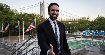 زهران ممدانی شهردار نیویورک شد/ این کاندیدای دموکرات، اولین شهردار مسلمان شیعه این شهر است