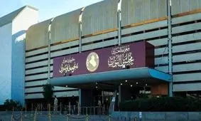 نخستین نشست پارلمان جدید عراق با تاخیر چندباره/ نمایندگان جریان صدر کفن‌‌پوش آمدند
