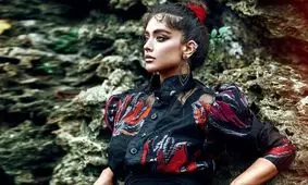 یک شرقی غمگین | چگونه یک دختر ایرانی در فهرست زیباترین زنان سال قرار گرفت؟ | کیمیا حسینی کیست؟