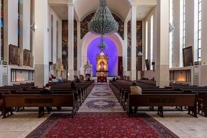 حمله با چاقو به کشیش کلیسای آشوری/ ویدئو+18