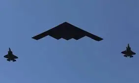 انتشار جزئیات تازه از حمله آمریکا به تاسیسات اتمی ایران/ فرمانده آمریکایی در ادعایی: یک موشک هم به‌ جنگنده‌های ما شلیک نشد