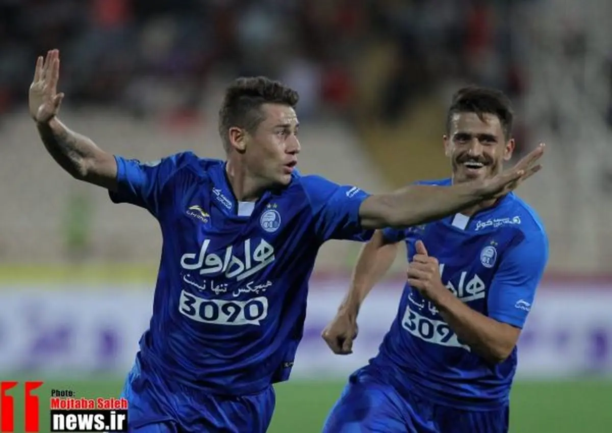 واکنش هافبک استقلال به پیشنهاد سپاهانی‌ها