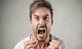 خوراکی‌های مفید برای افراد عصبی