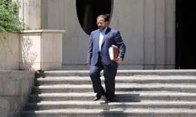 گلایه معاون روحانی از برخورد نمایندگان مجلس با سیف