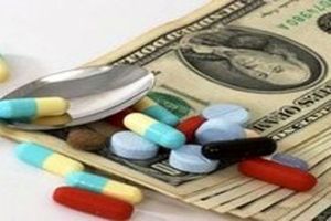 توضیحات وزارت بهداشت درباره تاثیر دلار بر قیمت دارو