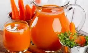 ۱۰ خاصیت شگفت‌انگیز آب هویج تازه