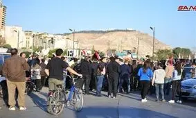 دمشق بعد از حمله موشکی آمریکا/ مردم در حمایت از دولت به خیابان‌ها ریختند+تصاویر