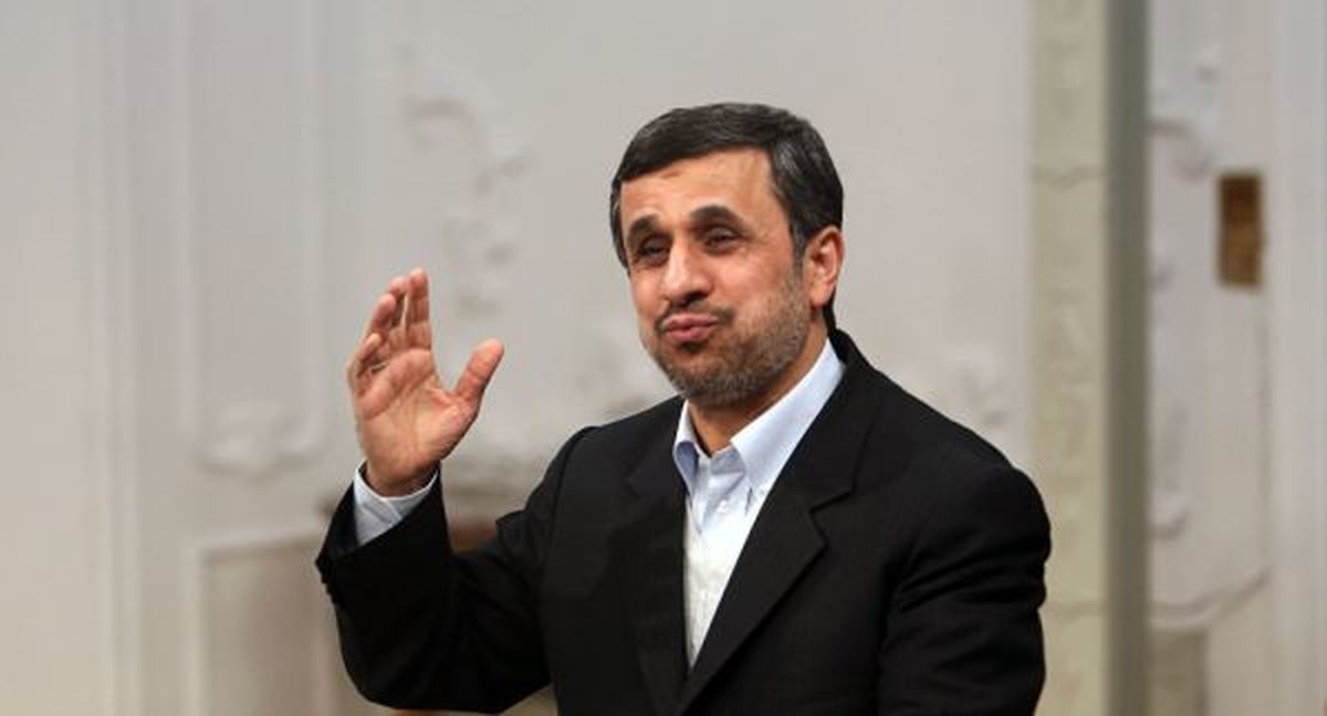 احمدی نژاد همین قدر نمک نشناس، وقیح و ریاکار!