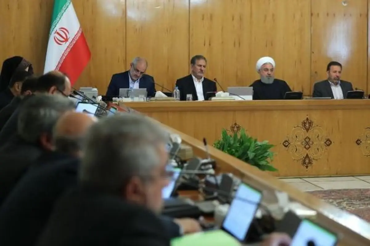 تغییر مبنای گزارشگرات ارزی دولت از یورو به دلار