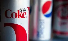 مضرات مصرف نوشابه‎های رژیمی